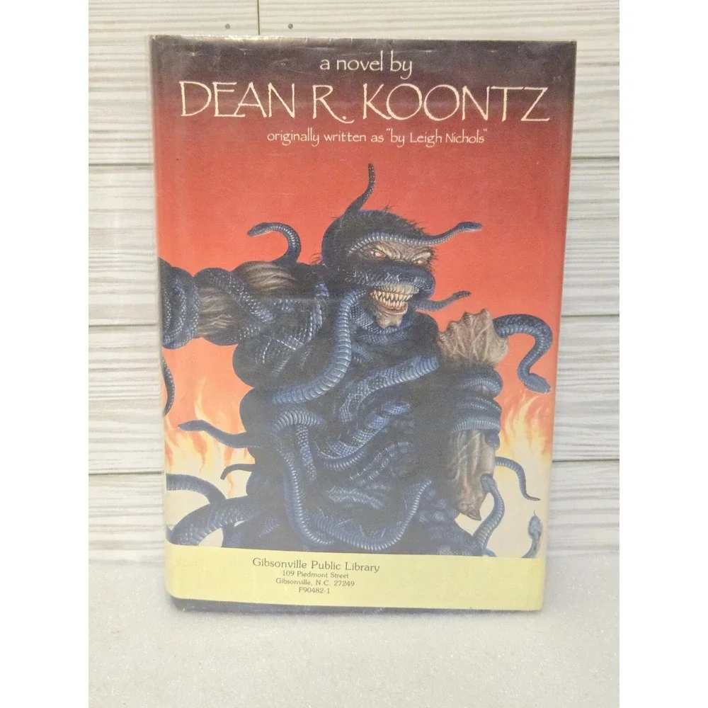 SHADOWFIRES‎ BY DEAN KOONTZ (AND LEIGH NICHOLS). HARDCOVER 1987 FIRST EDITION